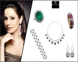 Neelam is now working as a jewelry designer after taking retirement from the acting career. She owned a store called 